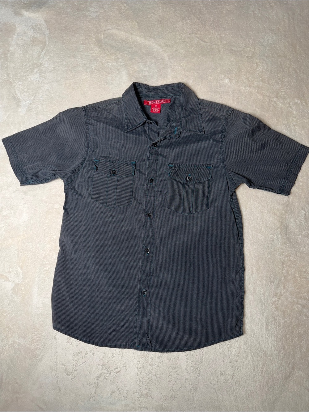 Montage Boys Size Medium Dark Gray Short Sleeve Button Up Shirt Dual Pocket EUC